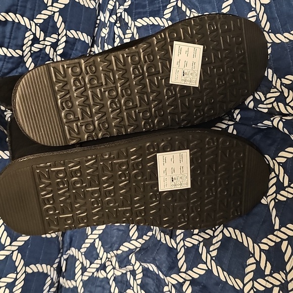 PAWZ Women's Classic Black Winter Boots - Picture 3 of 6
